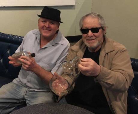 carbone-wine-d-sawin-bottles